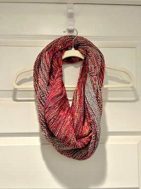 Red & Gray Geometric Scarf